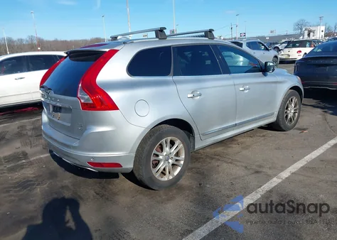2016 Volvo Xc60 T5 Premier z USA, uszkodzony, nr VIN YV4612RK6G2857152